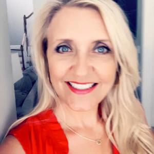 Meet your Posher, Jennifer l.